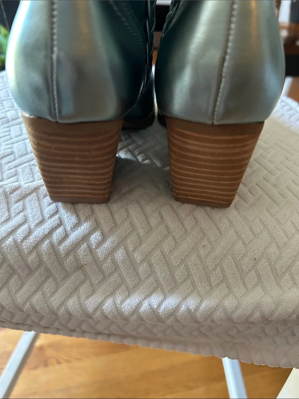 DV by Dolce Vita shiny metallic